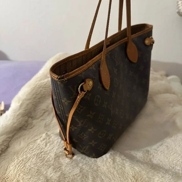Louis Vuitton Monogram Brown Tote Bag - Picture 3 of 10